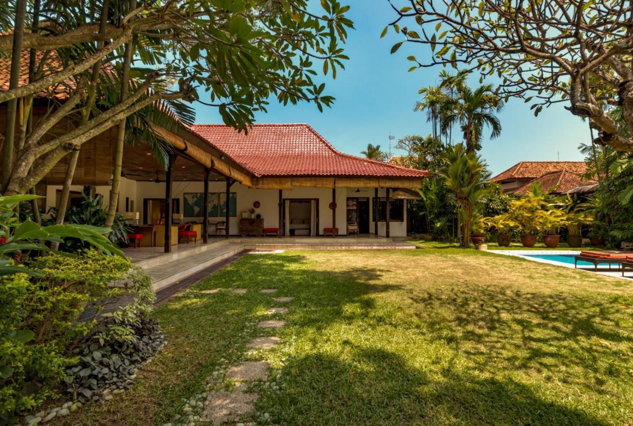 Villa Eight Семіньяк Екстер'єр фото